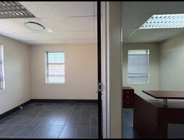 840M² OFFICE FOR SALE IN NOORDWYK